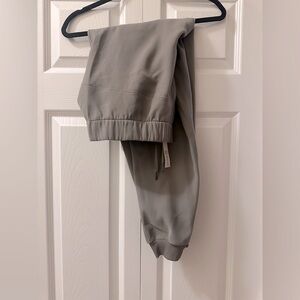 Lululemon On The Fly Jogger Pants.